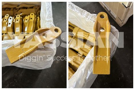 cat skid steer bucket lock|caterpillar skid steer bolts.